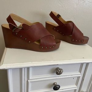 Lucky Brand Wedge